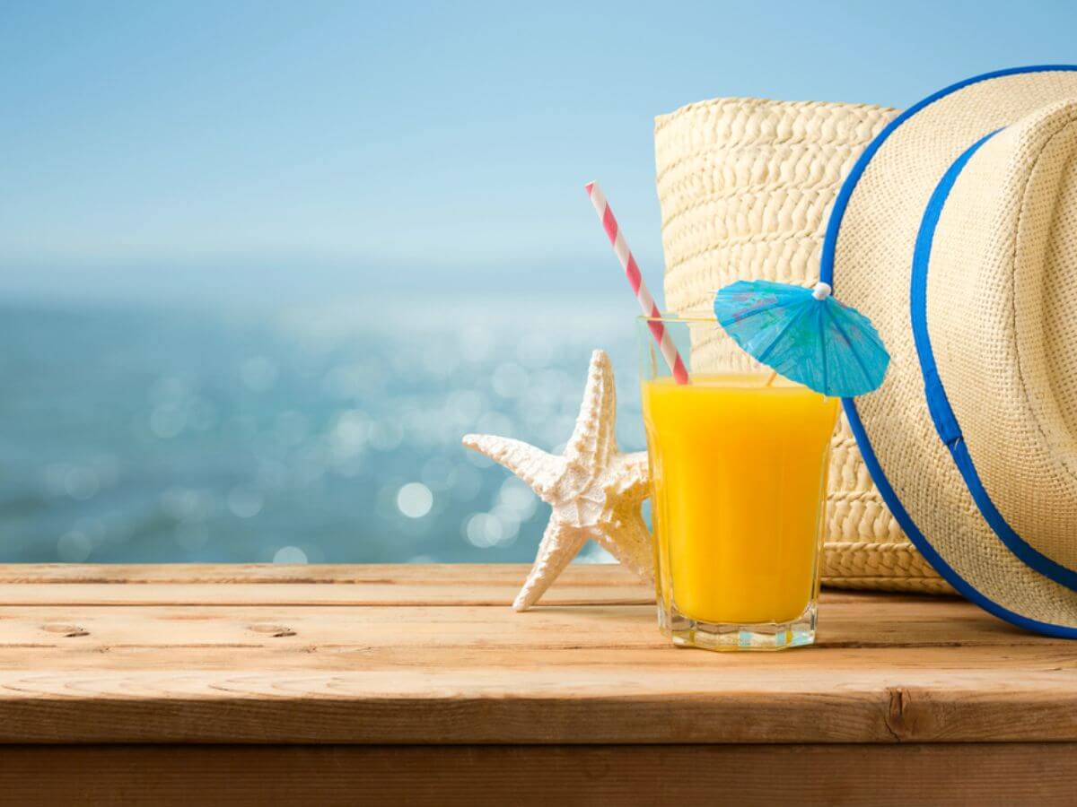 How to Maintain a Youthful Glow During the Summer Months?